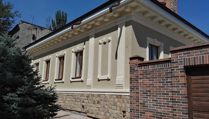 Отделка панельного фасада штукатуркой
